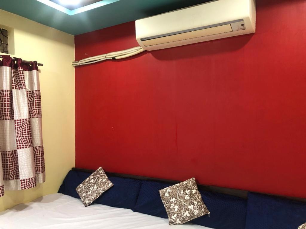 New Yanti Guest House Ujjain Buitenkant foto
