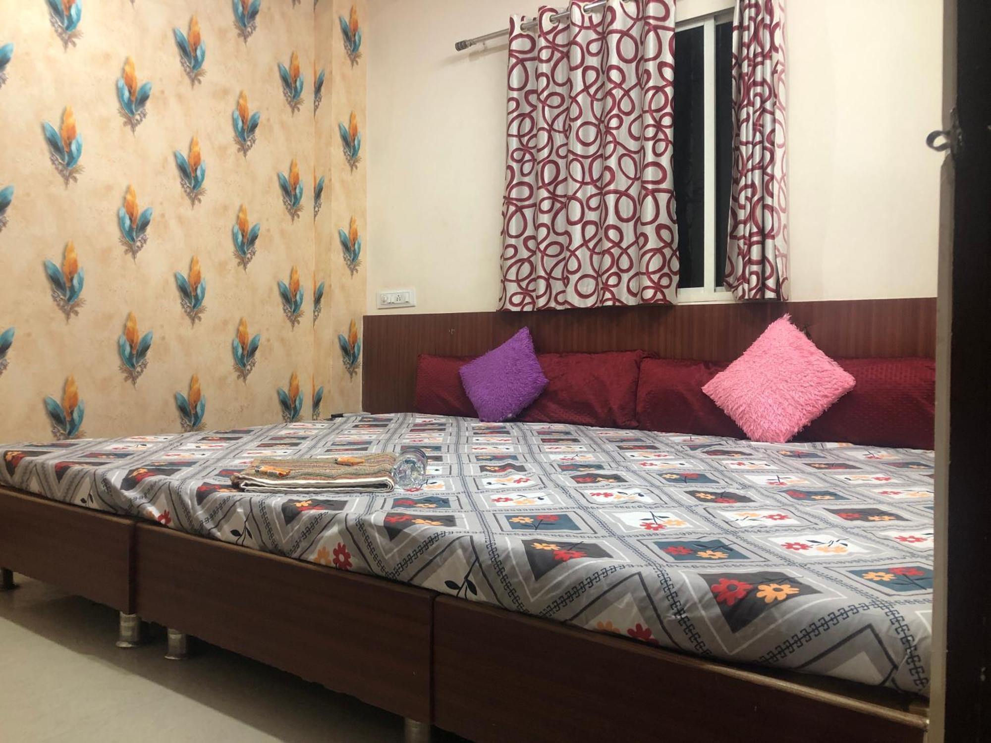 New Yanti Guest House Ujjain Buitenkant foto